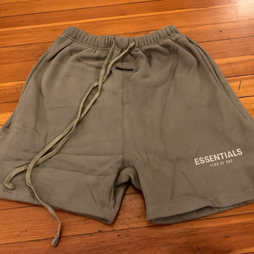 Fear of God Essentials Gray drawstring men’s XL
